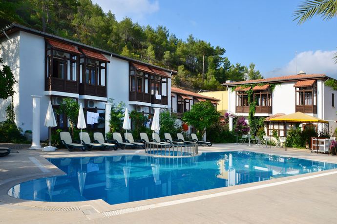 Imagen general del Ford Hotel - Special Class. Foto 4