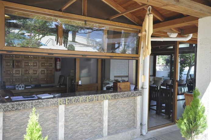 Imagen de los interiores del Ford Hotel - Special Class. Foto 16