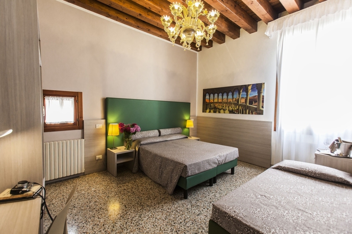 Imagen de la habitación del Foresteria Levi. Foto 5