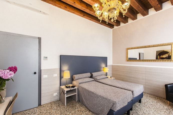 Imagen de la habitación del Foresteria Levi. Foto 15