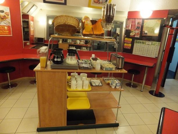 Imagen del bar/restaurante del Formul\'Eco Maubeuge. Foto 5