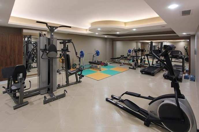 Imagen de los interiores del Forum Suite Hotel. Foto 13