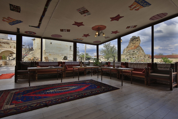 Imagen de los interiores del Fosil Cave Hotel. Foto 14