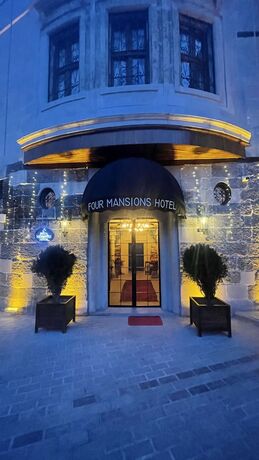 Imagen general del Four Mansions Hotel. Foto 1
