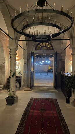 Imagen general del Four Mansions Hotel. Foto 3