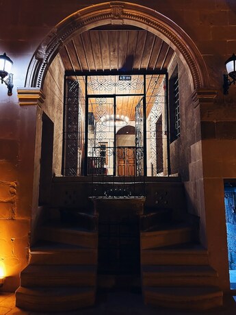 Imagen general del Four Mansions Hotel. Foto 5