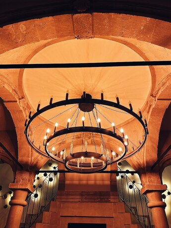 Imagen general del Four Mansions Hotel. Foto 6