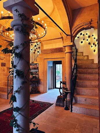 Imagen general del Four Mansions Hotel. Foto 10