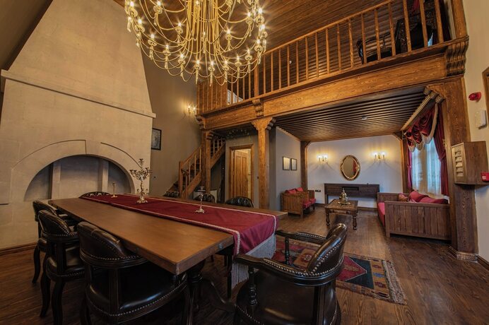 Imagen de la habitación del Four Mansions Hotel. Foto 20