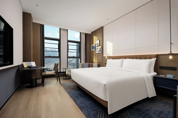 Imagen de la habitación del Four Points By Sheraton Zhengzhou East Railway Station. Foto 7