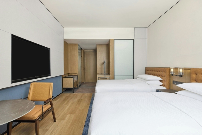Imagen de la habitación del Four Points By Sheraton Zhengzhou East Railway Station. Foto 8