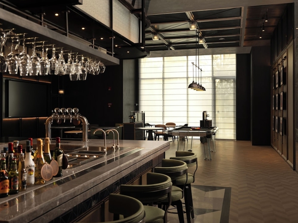 Imagen del bar/restaurante del Four Points By Sheraton Zhengzhou East Railway Station. Foto 2