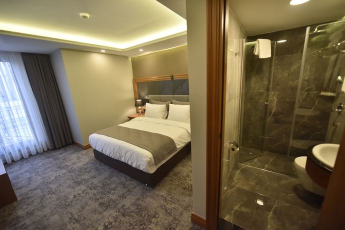 Imagen de la habitación del Four Seven Hotel. Foto 12