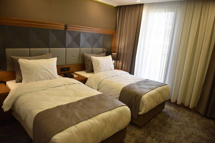 Imagen de la habitación del Four Seven Hotel. Foto 14