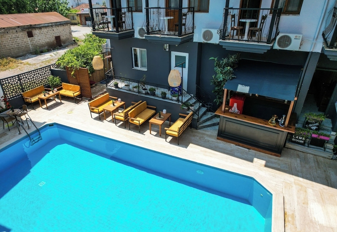 Imagen de la piscina del Fourseason apart hotel dalyan. Foto 13
