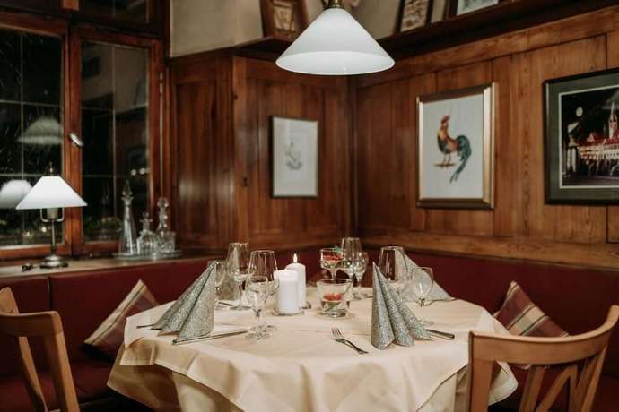 Imagen del bar/restaurante del Fr&auml;nkischer Gasthof Hotel Zum Koppen. Foto 8