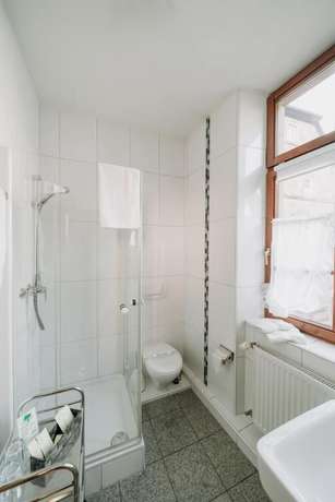 Imagen de la habitación del Fr&auml;nkischer Gasthof Hotel Zum Koppen. Foto 20