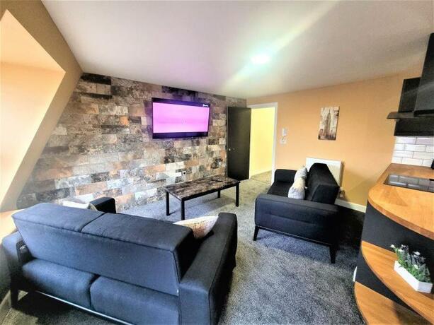 Imagen general del Friary House Serviced Apartments by Roomsbooked. Foto 18