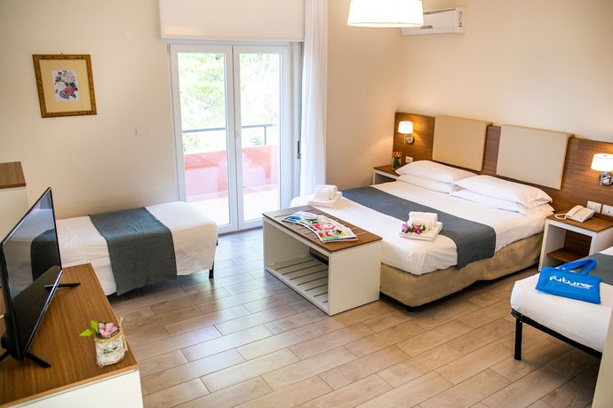 Imagen de la habitación del Fruit Village Crotone Casarossa. Foto 6