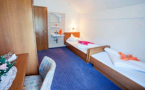 Imagen de la habitación del Fr&uuml;hst&uuml;ckspension Steffi. Foto 3