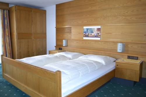 Imagen de la habitación del Fr&uuml;hst&uuml;ckspension T&uuml;rtscher. Foto 52