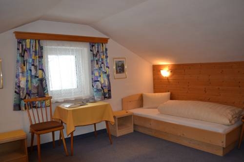 Imagen de la habitación del Fr&uuml;hst&uuml;ckspension T&uuml;rtscher. Foto 60