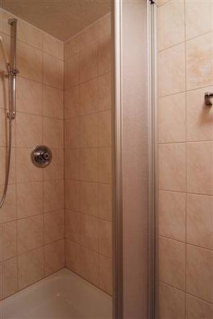 Imagen de la habitación del Fr&uuml;hst&uuml;ckspension T&uuml;rtscher. Foto 62