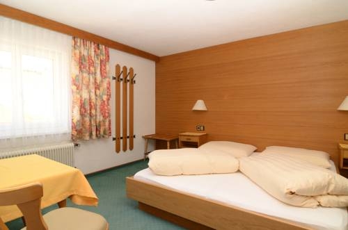 Imagen general del Fr&uuml;hst&uuml;ckspension T&uuml;rtscher. Foto 30