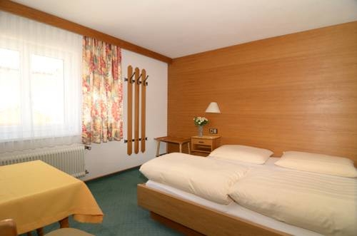 Imagen general del Fr&uuml;hst&uuml;ckspension T&uuml;rtscher. Foto 31