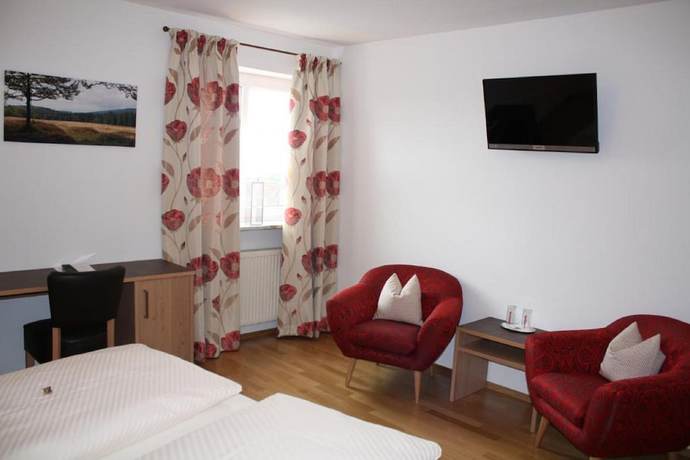 Imagen de la habitación del Fr&uuml;hst&uuml;ckspension WAGNER. Foto 15