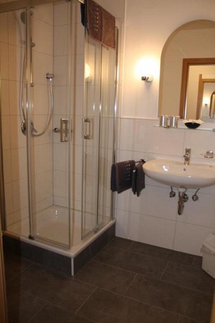 Imagen de la habitación del Fr&uuml;hst&uuml;ckspension WAGNER. Foto 18