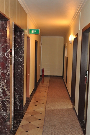 Imagen de los interiores del Fuar Hotel. Foto 17