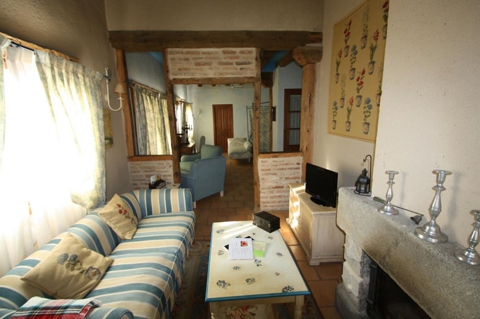 Imagen de la habitación del Fuenteplateada. Foto 6