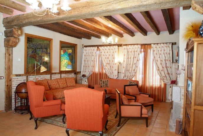 Imagen de los interiores del Fuenteplateada. Foto 19