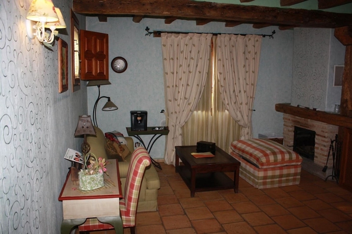 Imagen de la habitación del Fuenteplateada. Foto 9