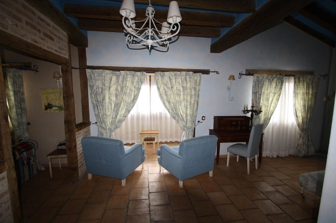 Imagen de la habitación del Fuenteplateada. Foto 10