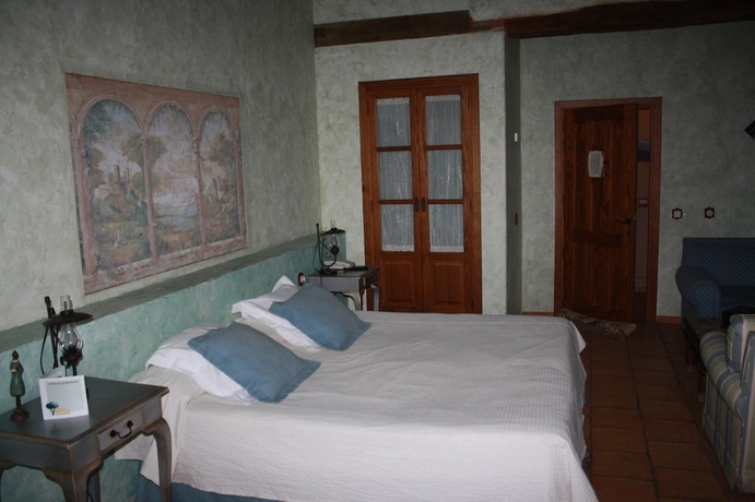 Imagen de la habitación del Fuenteplateada. Foto 13