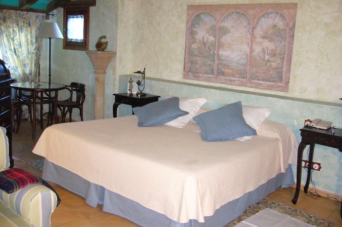 Imagen de la habitación del Fuenteplateada. Foto 14