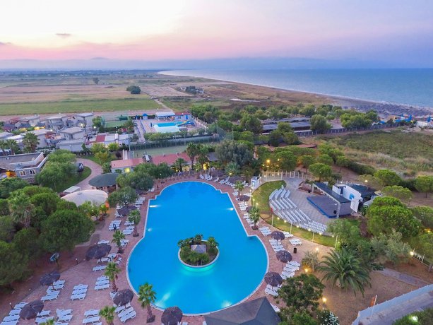 Imagen general del Fuit Village Manfredonia Emmanuele. Foto 1