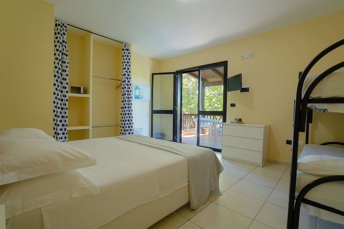 Imagen de la habitación del Fuit Village Manfredonia Emmanuele. Foto 17