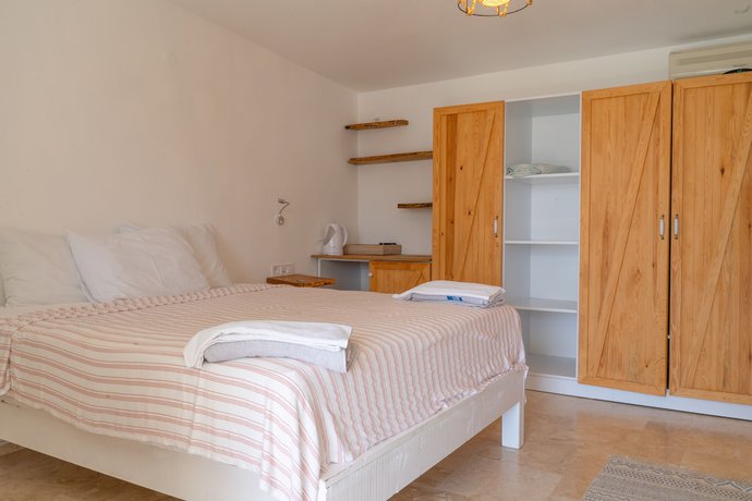 Imagen de la habitación del FunBeach Club. Foto 10