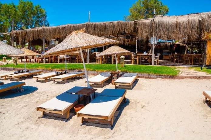 Imagen del bar/restaurante del FunBeach Club. Foto 5