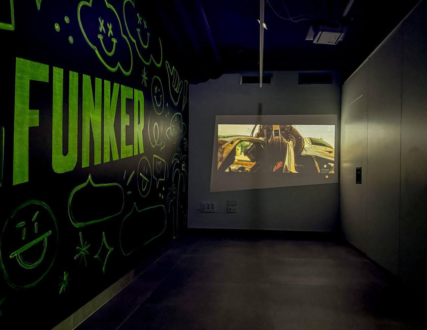 Imagen de los interiores del Funker Hostel. Foto 23