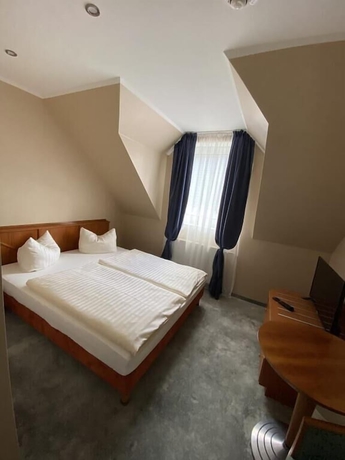 Imagen de la habitación del F&uuml;rstenhof, Sehnde. Foto 4