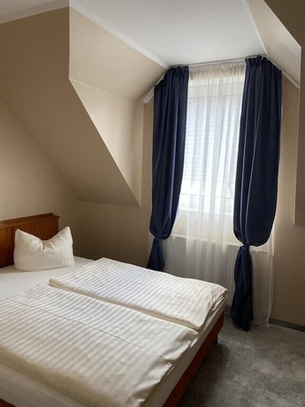 Imagen de la habitación del F&uuml;rstenhof, Sehnde. Foto 7