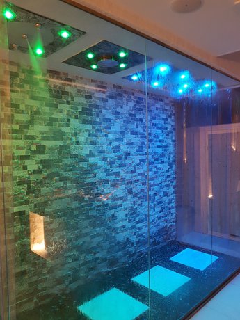 Imagen de la piscina del GFH-Hotel Sole Resort and Spa. Foto 19