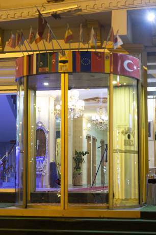 Imagen de los interiores del GLOBAL OTEL. Foto 18