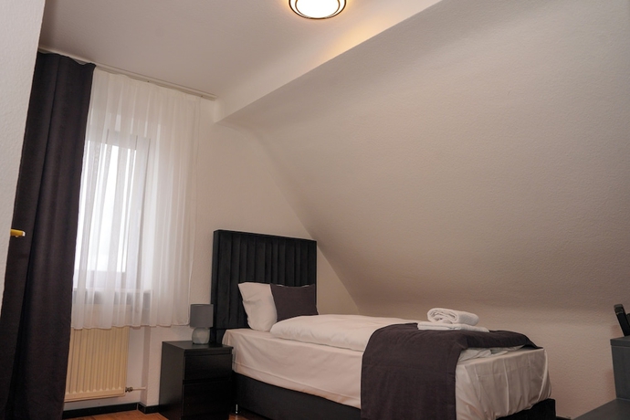 Imagen de la habitación del GN Hotel Furpach. Foto 10