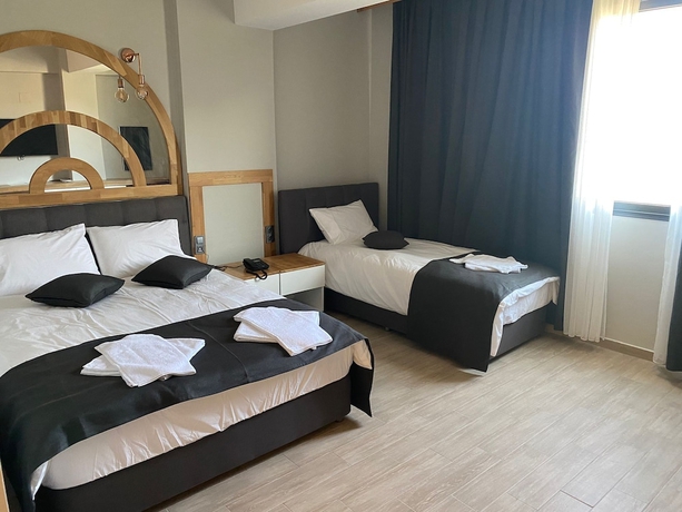 Imagen de la habitación del GRAND &Ouml;ZALP AİRPORT HOTEL. Foto 8