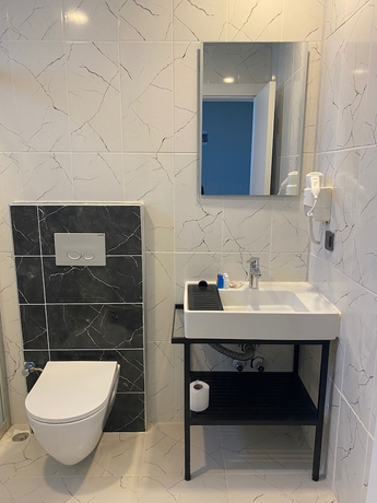 Imagen de la habitación del GRAND &Ouml;ZALP AİRPORT HOTEL. Foto 14
